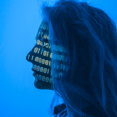 Visuel de l'article "Le GEO : est-ce une urgence ou une arnaque". Decryptage par l'agence Polarité, agence de communication digitale responsable de l'agence Profile